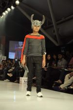 Kids walk the ramp for A Z Couture Show at Kids Fashion Week day 3 on 19th Jan 2012 (25).JPG